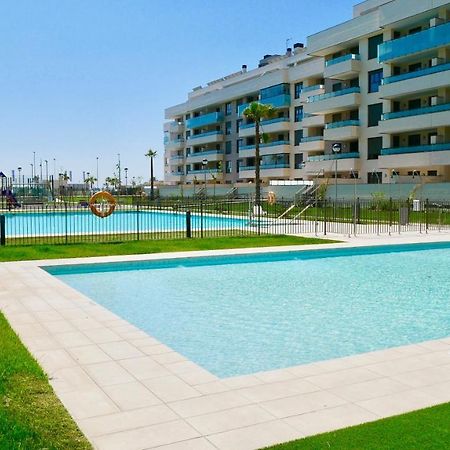 Playa Los Álamos, descanso y ocio en Torremolinos Exterior foto